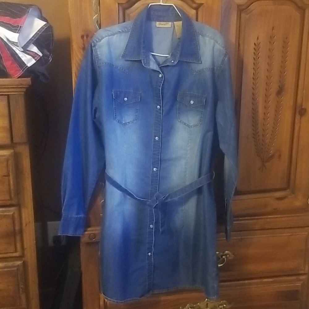 Womens dress
